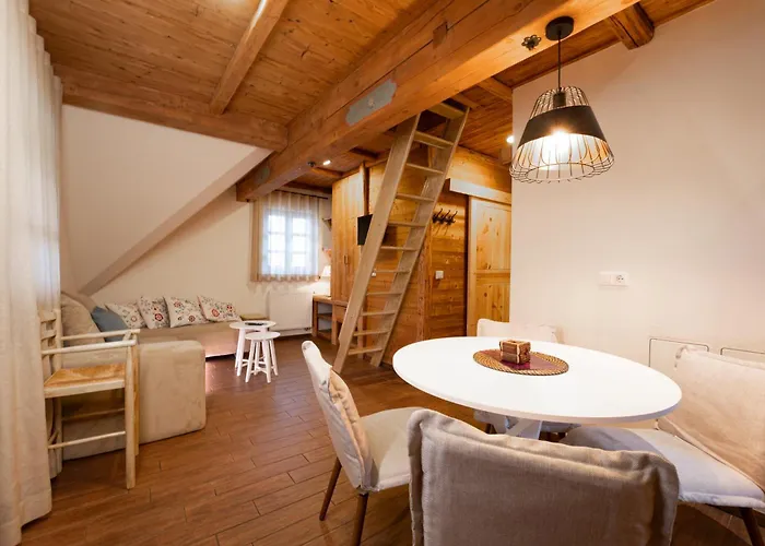 Julijana * クランスカゴーラ